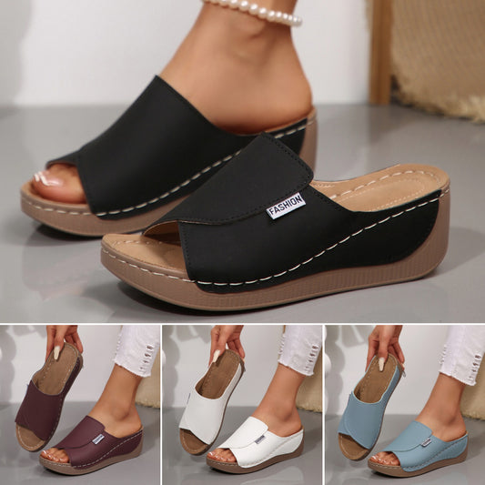 🔥👡【36-43】Modern női valódi bőr szandál puha, vastag talppal 2025-ből.