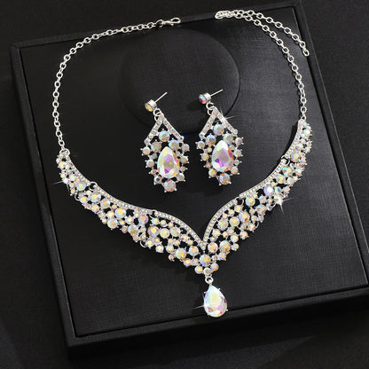 💥【Náhrdelník + náušnice】💖💎Luxusní náhrdelník + elegantní doplňky k náušnicím