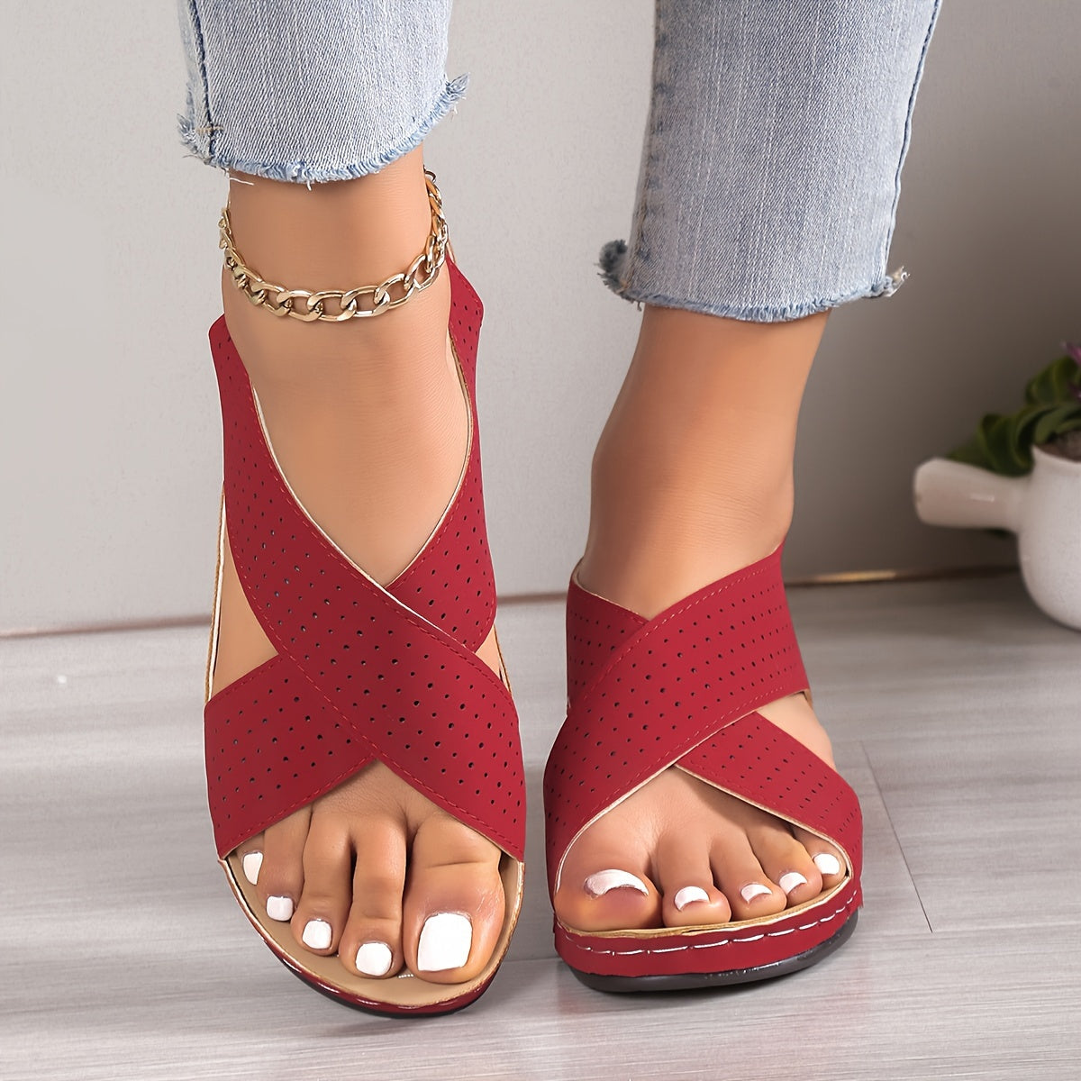 ✨👡【Sleva 50 % 🔥】【35–43】Dámské sandály s výřezy, na silné podrážce a klínovém podpatku, na suchý zip, dostupné i ve větších velikostech
