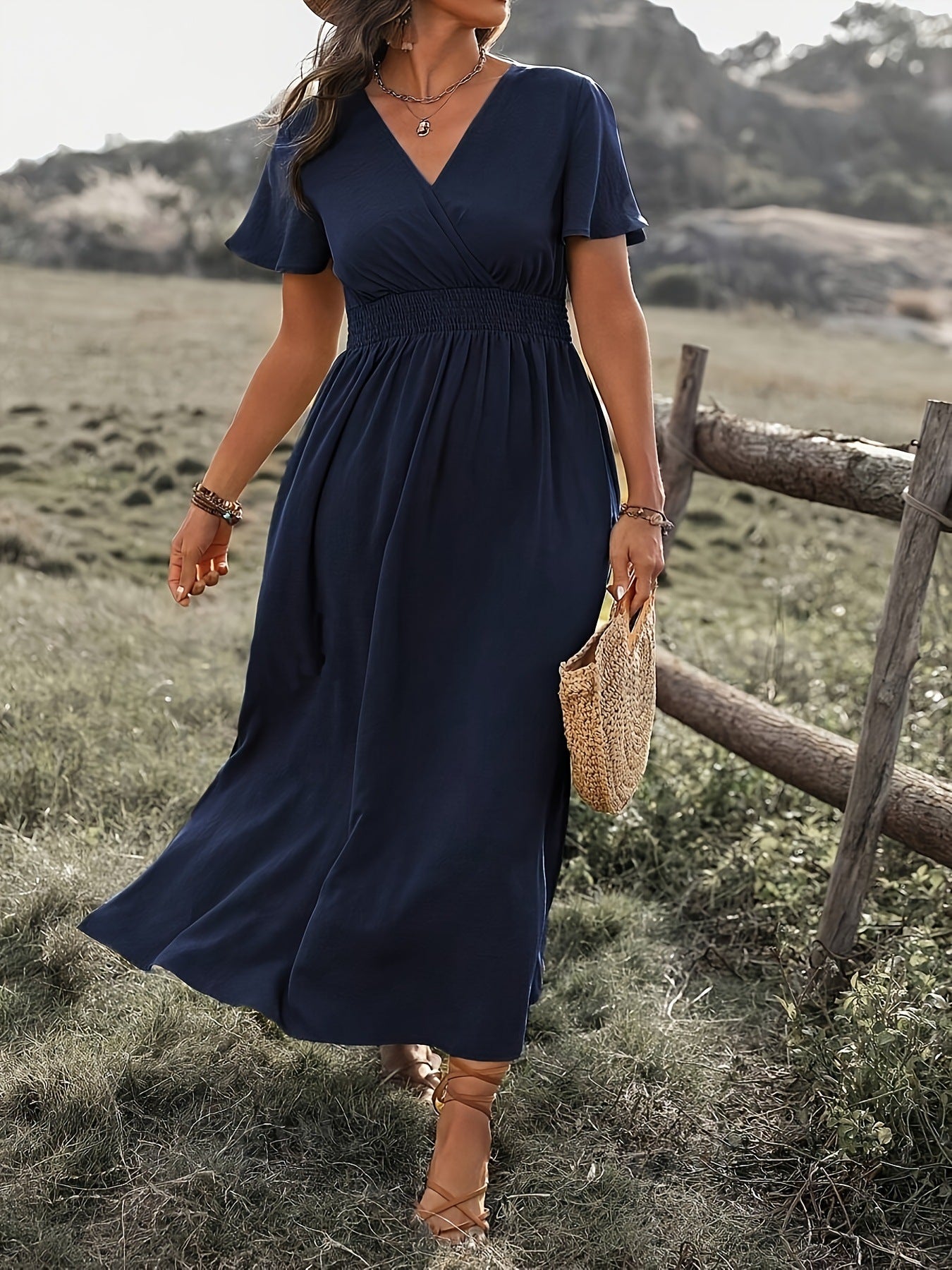 👩‍🌾💃【Sleva 50 % 🔥】【S–5XL】💖 Nové jednobarevné dlouhé šaty s výstřihem do V a rozparkem, ve větších velikostech, s volnými rukávy a elastickým pasem