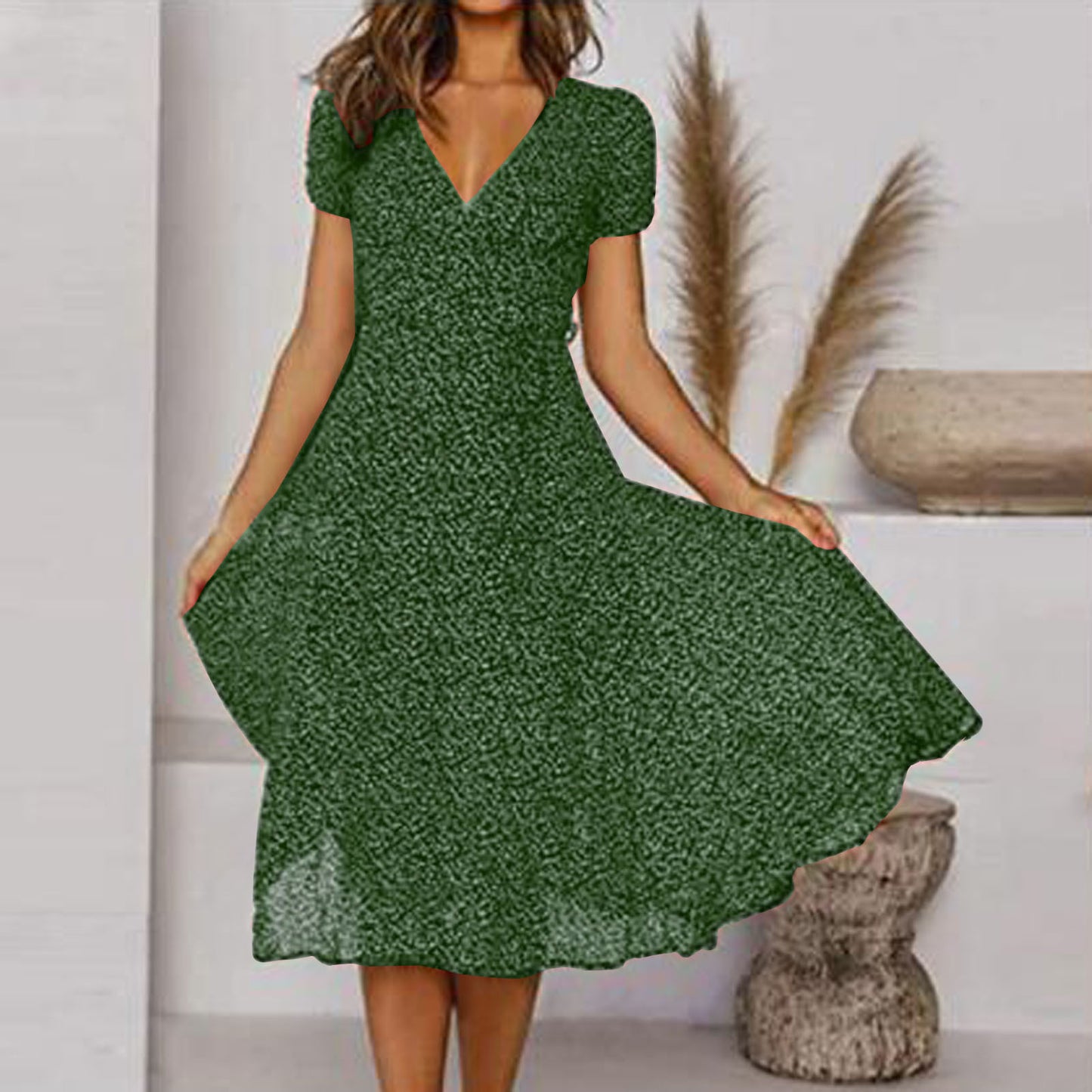🌈💃【Sleva 50 % 🔥】👗😍 Nové dámské šaty 2025 ve větších velikostech s výstřihem do V a krátkými rukávy, květinové šaty s puntíky ve větších velikostech