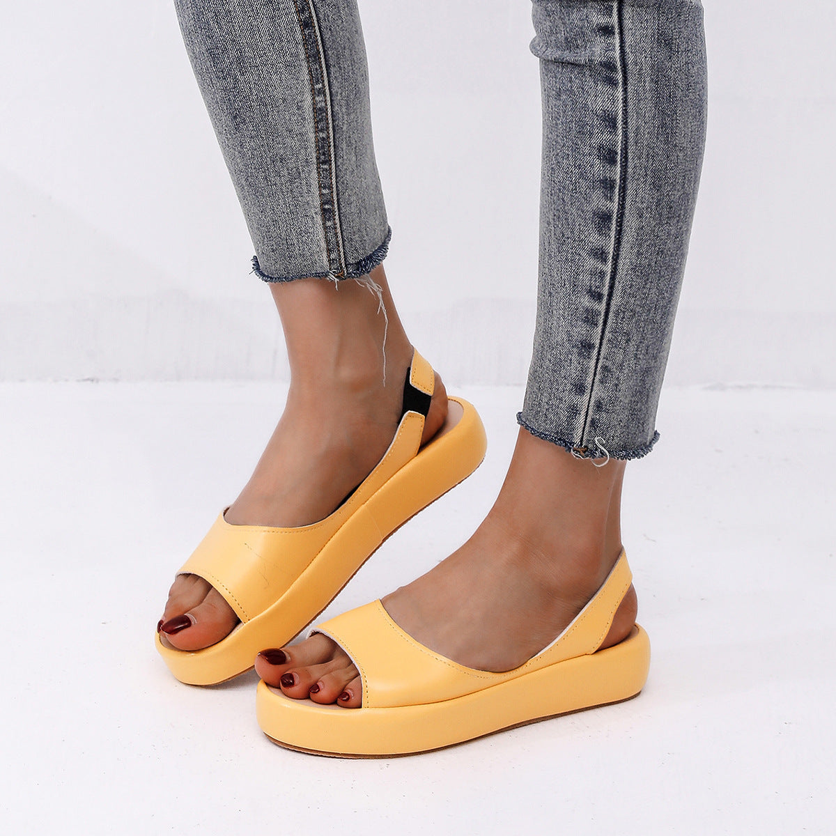 🔥【35-43】👡 Pohodlné dámské sandály z měkké kůže se silnou podrážkou